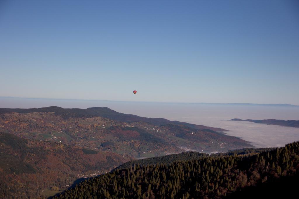 Maison D'Hotes L'Escale Bains-les-Bains Exteriér fotografie